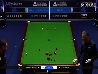 2025斯诺克北爱尔兰公开赛64进32 斯蒂芬·马奎尔4-1卢卡·布雷切尔 20251021